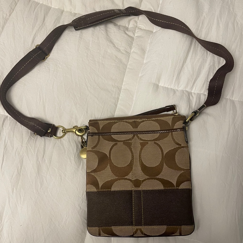 Coach shoulder bag
